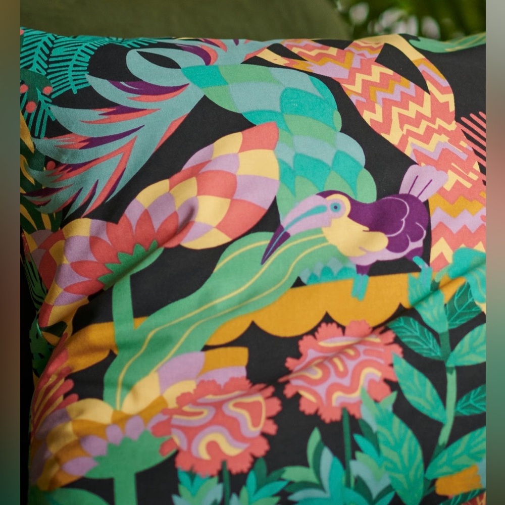 2 IKEA Nabbfly pillow covers. New without tags.